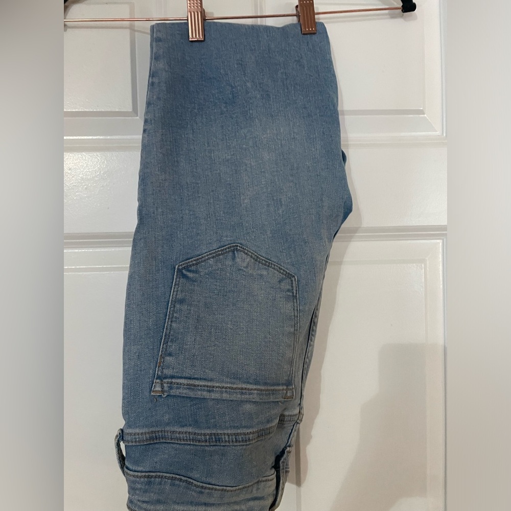 Old Navy Light Blue Skinny Jeans